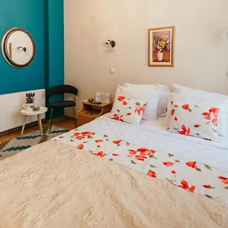 Skend Guest house 3*